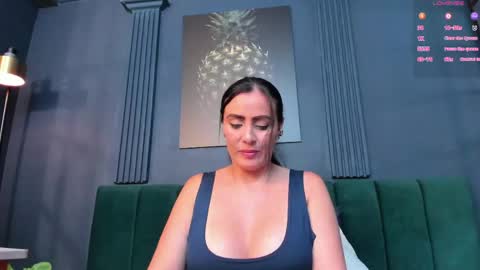 Scarlet Edwars online show from May 29, 6:28 pm