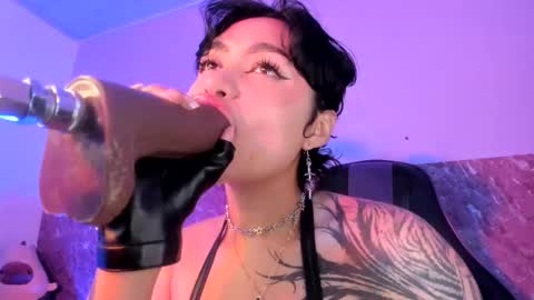 scarlet_gold online show from February 10, 2:08 am