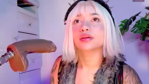 scarlet_gold online show from March 4, 2:29 am