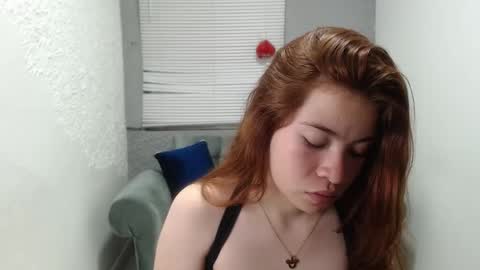 Snapshot of scarlethsexy69 chatting on October 20, 6:55 pm scarlethsexy69 online show from October 20, 6:55 pm