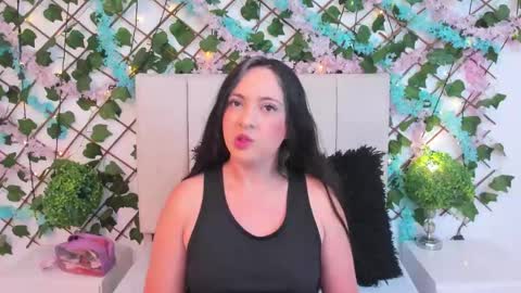 scarlet  online show from January 16, 11:17 am