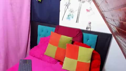 scarlett online show from February 21, 3:23 am