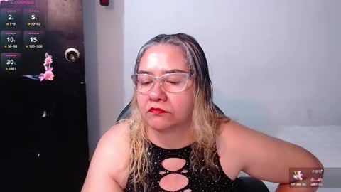 Snapshot of scarlett_duboi1 chatting on February 11, 12:28 am Scarlett online show from February 11, 12:28 am