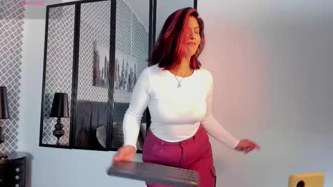 Scarlett online show from October 29, 3:25 pm