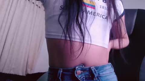 Snapshot of scarlett_vonrose chatting on October 14, 9:39 pm Scarlett Von Rose online show from October 14, 9:39 pm