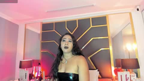 Snapshot of scarletthott1 chatting on September 13, 12:24 pm Scarlett Hot online show from September 13, 12:24 pm