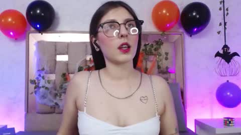 Scarlet online show from October 27, 2:12 pm