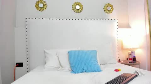 scarlett online show from March 25, 12:27 am