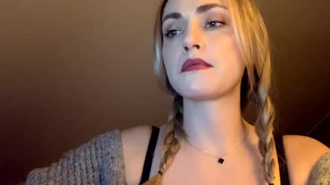 ScarlettxBlonde online show from April 16, 8:19 pm