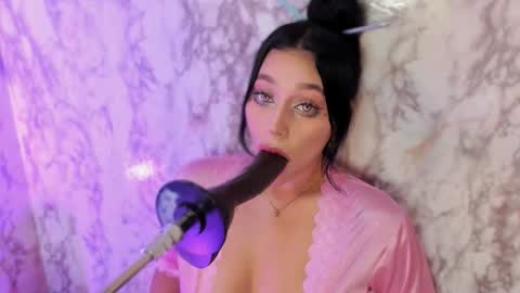 Scarlet online show from October 4, 7:18 pm