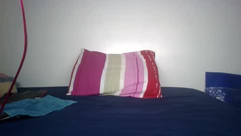 scentedfriction online show from September 14, 8:12 am