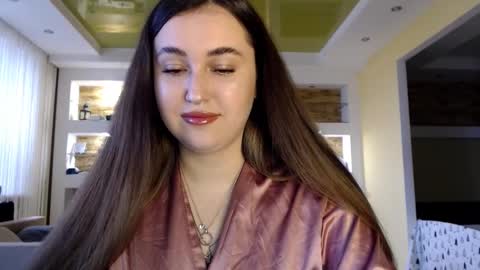 Elizabeth  online show from January 13, 10:25 am