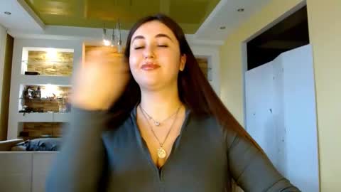 Elizabeth  online show from October 17, 8:06 am