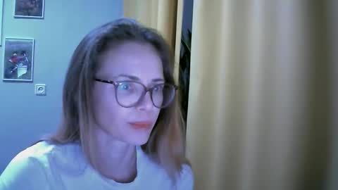Snapshot of sea_dream chatting on September 8, 2:49 pm SEA Dream online show from September 8, 2:49 pm