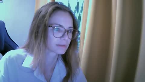 Snapshot of sea_dream chatting on September 24, 3:16 am SEA Dream online show from September 24, 3:16 am
