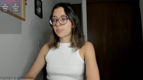 Aria Independent model online show from December 17, 12:38 am