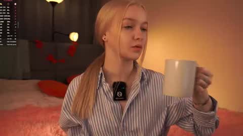 Rina online show from November 8, 8:36 pm