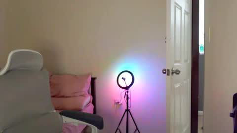 MILAN online show from March 13, 8:37 am