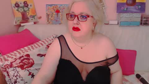 Alice online show from November 8, 11:37 am