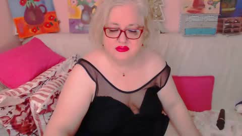 Alice online show from May 22, 7:34 pm
