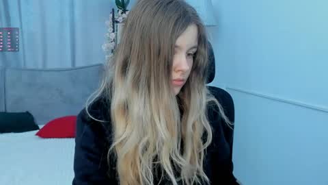 secrettier online show from March 30, 5:29 am