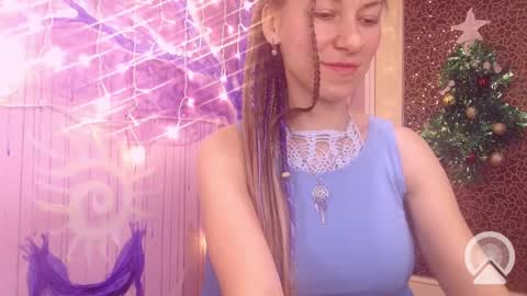 Helen online show from December 14, 1:16 pm