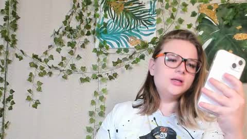 seductive_she_wolf online show from September 29, 1:00 am