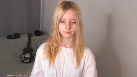 See Its honey bunny  im Lana online show from June 19, 4:32 pm