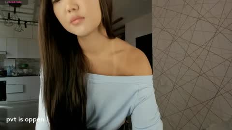 Akira Youri online show from April 15, 4:13 am