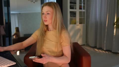 Jess online show from February 6, 12:08 pm