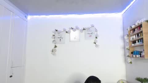 seleena__ online show from October 30, 6:49 am