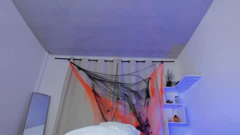 selenafox online show from October 30, 2:03 am