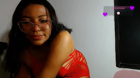 Snapshot of selenebelrose chatting on September 14, 11:24 pm Selena online show from September 14, 11:24 pm