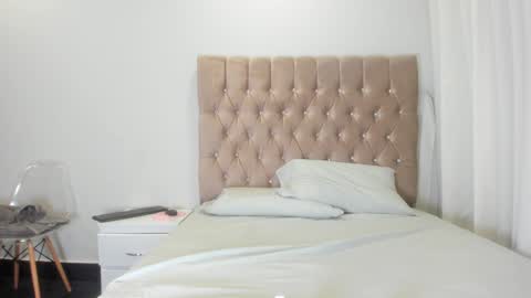 Selene online show from September 29, 11:04 am