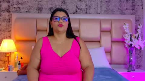 Selenna Cooper online show from April 14, 11:32 am