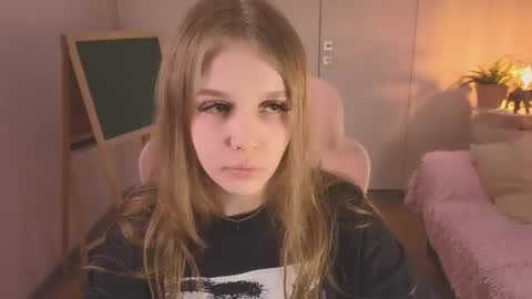selens_hells_weet online show from May 1, 2:09 pm