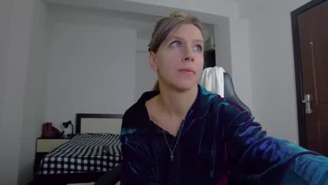 sellena_angels online show from October 3, 10:42 am