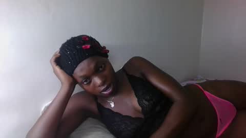 sellinprinces online show from October 17, 10:46 pm