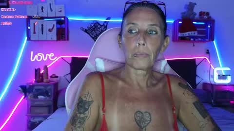 Selvaggia Del Caribe online show from December 11, 4:20 pm