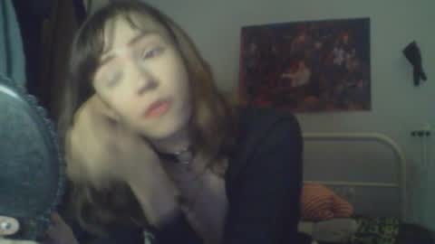 goddess esme  online show from March 8, 12:51 am