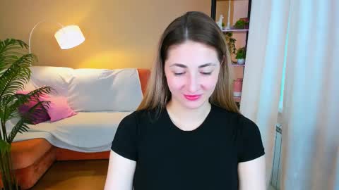 sensitiveheartt online show from October 4, 11:27 am