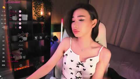 Kiki online show from November 14, 4:18 pm