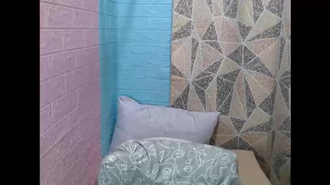 Snapshot of sensuouslips chatting on September 13, 1:46 am SensuousLips online show from September 13, 1:46 am