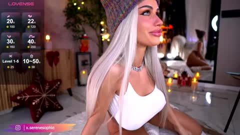 Serene Sophiex online show from December 19, 10:46 pm