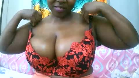 sexxi_ebony online show from November 28, 8:17 am