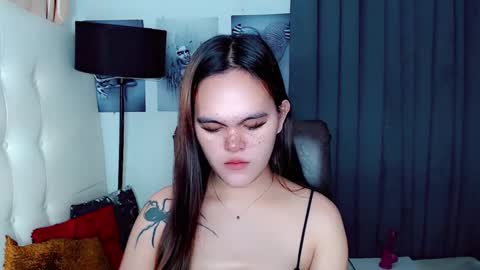 sexxxy_caroline online show from February 14, 9:03 am