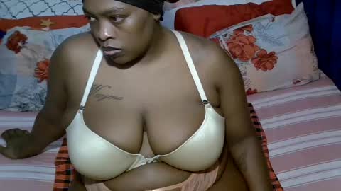 sexxy_brii online show from May 5, 9:45 am