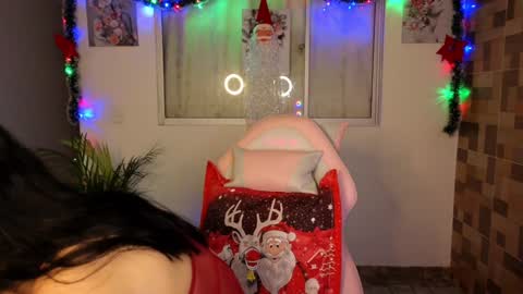 Snapshot of sexxylady__ chatting on December 17, 10:44 am Angie online show from December 17, 10:44 am