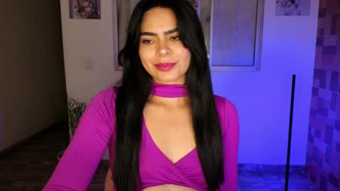 Snapshot of sexxylady__ chatting on March 11, 11:15 pm Angie online show from March 11, 11:15 pm