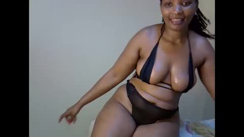 Snapshot of sexxyqueens chatting on October 11, 5:04 pm Sexxyqueens online show from October 11, 5:04 pm